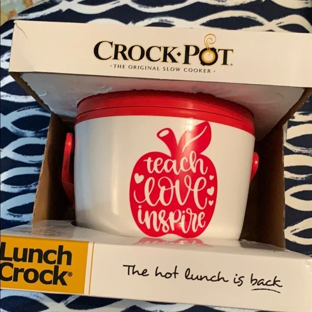 NWT Crock-Pot Lunch Pot in Red with teacher decal